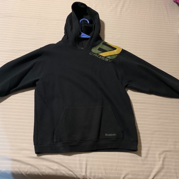 Black Crosby Reebok Black hoodie - Picture 1 of 4